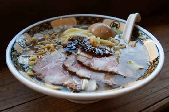 煮干しラーメン 凪 新宿ゴールデン街店 本館